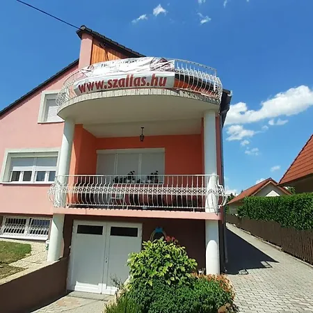 Patri Apartmanhaz Apartment *